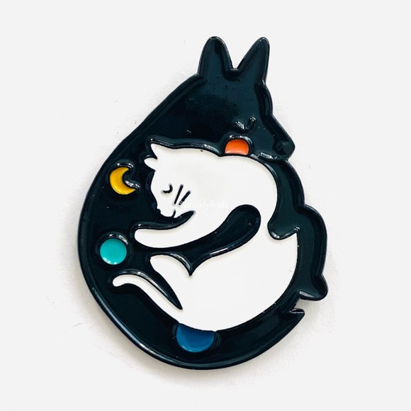 pricklyfinds Jewelry - 4/$20 Cosmic Hugging Dog Cat Love Enamel Pin